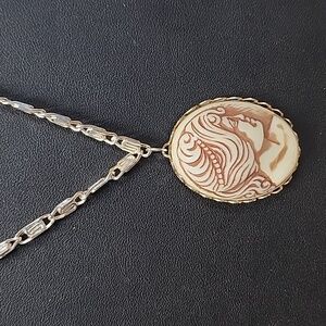 Vintage Style Plastic Cameo Pendant Necklace Oval Lady Profile Silver Tone Chain